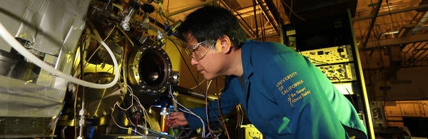 Instrumentation, Center for Catalysis (c) UCR / Stan Lim 2019